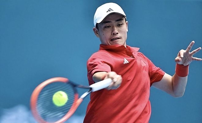 球场局势的 球场局势的