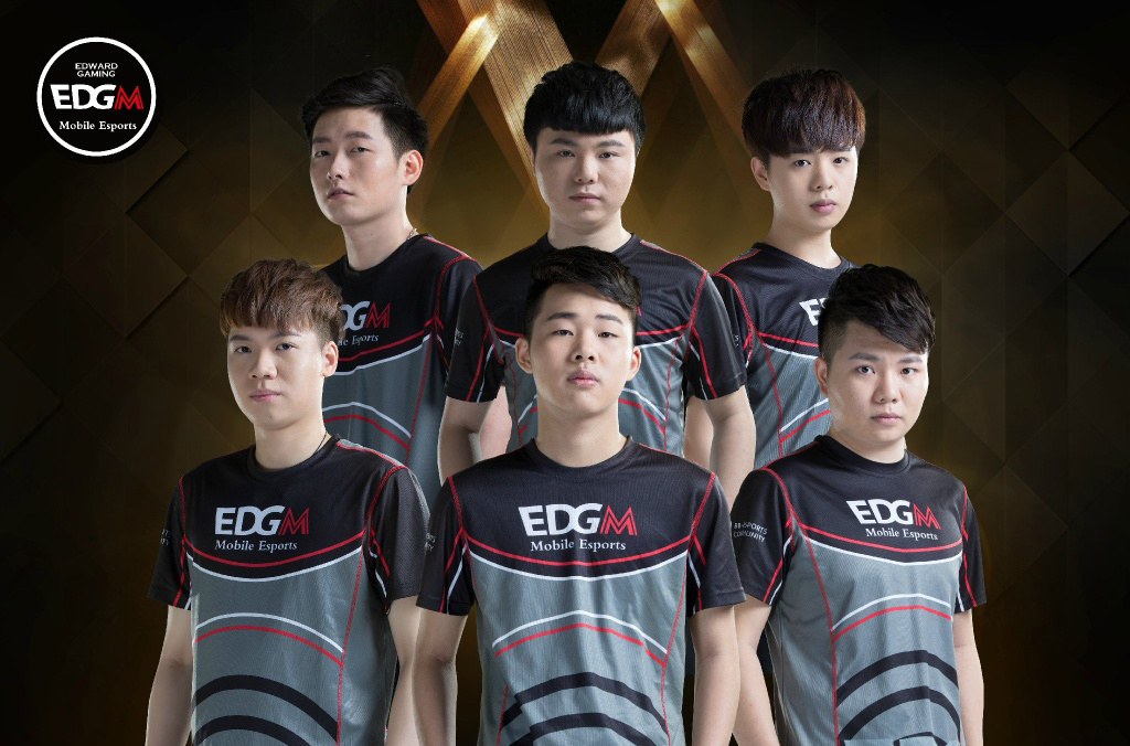 在关键比赛 在关键比赛