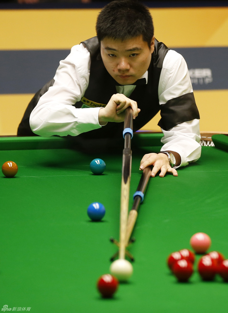 他在采访中 他在采访中