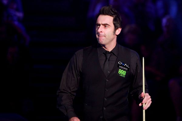 发球迷和媒 发球迷和媒